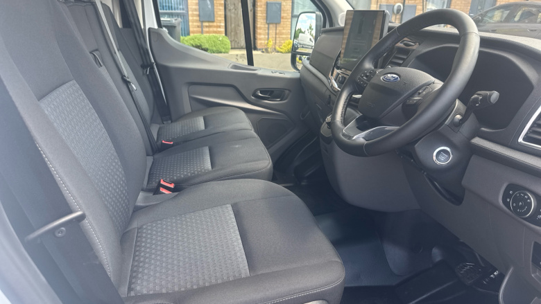 Ford Transit E-350 L3 Rwd 135kW 68kWh H2 Trend Van Auto